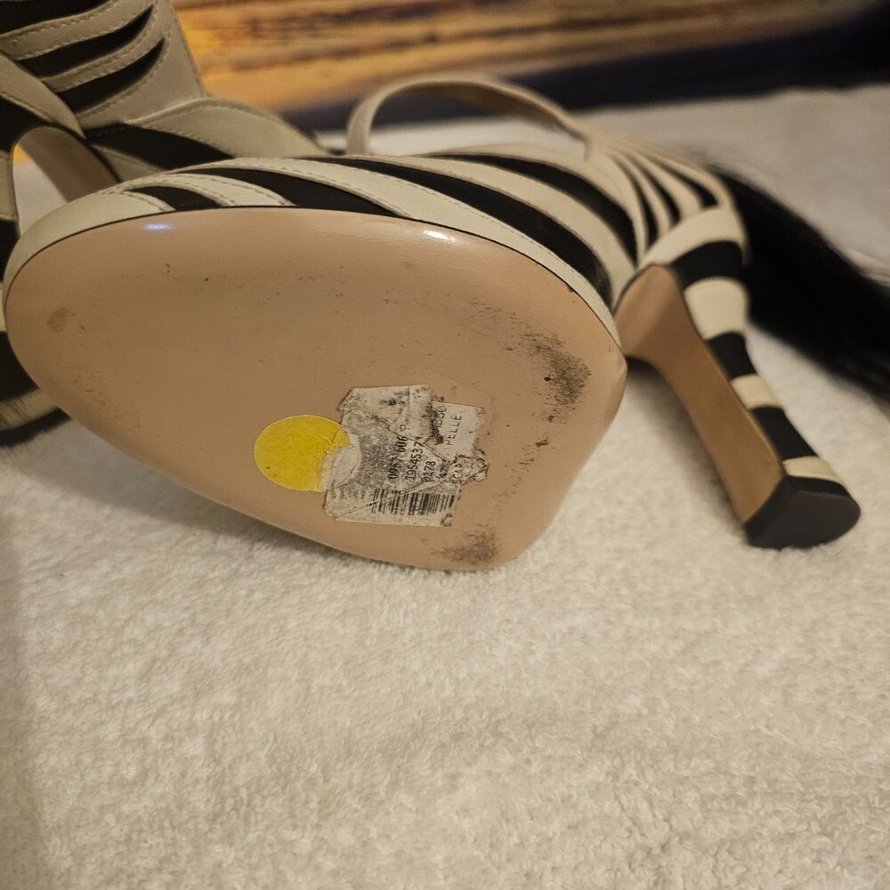 Gucci RUNWAY SHOES Zebra Pony Tail Mary Jane $1290 US 6 WUR 36 - Picture 4 of 4